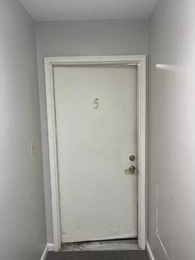 Main picture of 1040 3 St