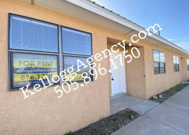 Main picture of 537 Tulip Rd SE