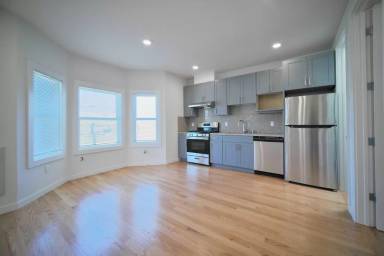 Main picture of 6002 Mission St