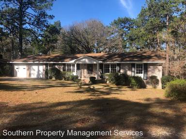 Main picture of 23 Golf Club Cir