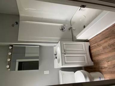Main picture of 320 Courtland Ave