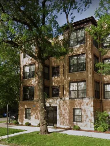 Main picture of 4209 S Michigan Ave