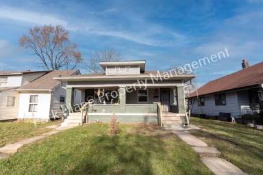 Main picture of 2916 Meredith Ave