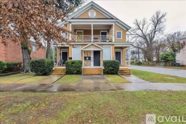 Main picture of 138 Greene St