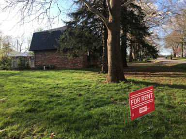 Main picture of 530 N Lone Pine Ave