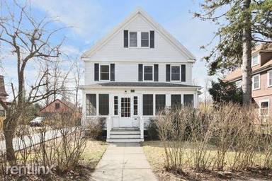 Main picture of 411 Linden St