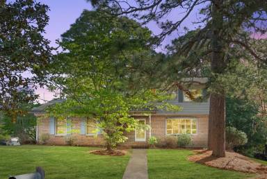 Main picture of 2701 Lake Club Dr