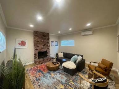 Main picture of 1813 W Arbutus St