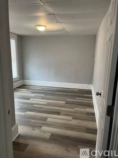 Main picture of 242 E High St