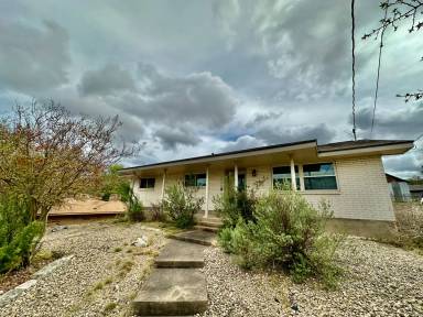 Main picture of 1110 Nancy Beth Dr