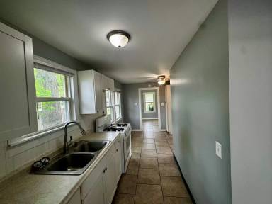 Main picture of 206 W 19th Ave