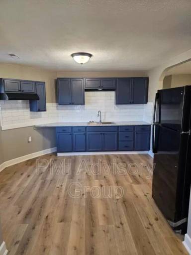 Main picture of 1407 NE Sardou Ave