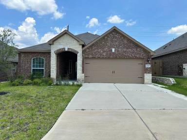 Main picture of 21218 Echo Manor Dr
