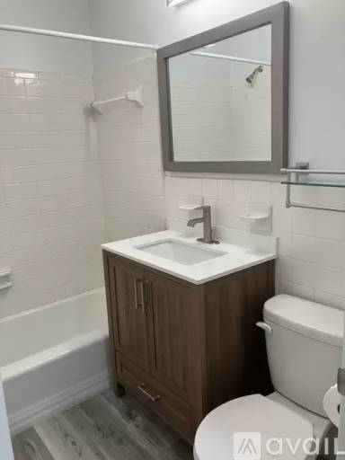 Main picture of 10620 Weymouth St