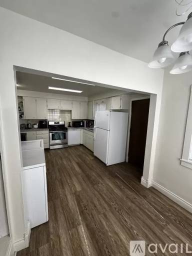 Main picture of 2018 N Cincinnati St