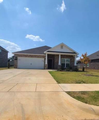 Main picture of 112 Burdine St