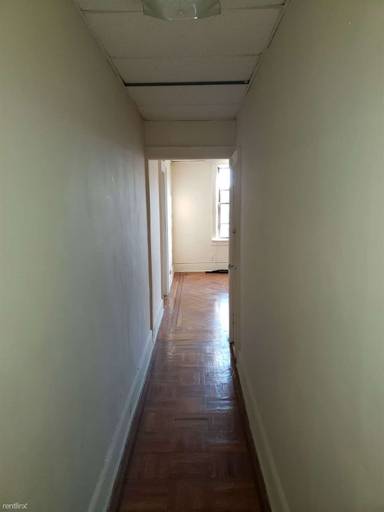 Main picture of 38 W 29th St