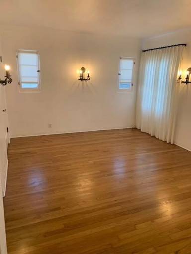 Main picture of 2665 32nd St