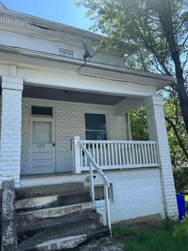 Main picture of 609 S 24th St
