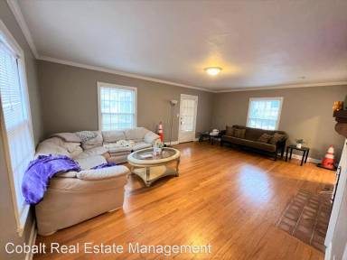 Main picture of 501 Fairchild Ter