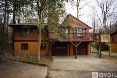 Main picture of 36 Poplar Ct