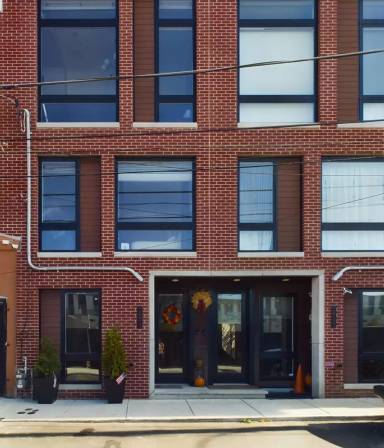 Main picture of 1545 N Orkney St