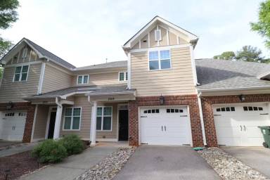 Main picture of 2824 Plumfield Pl