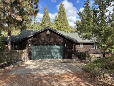 Main picture of 998 Thundercloud Ln