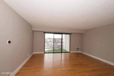 Main picture of 375 Plum Creek Dr