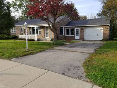 Main picture of 365 W Muskegon St