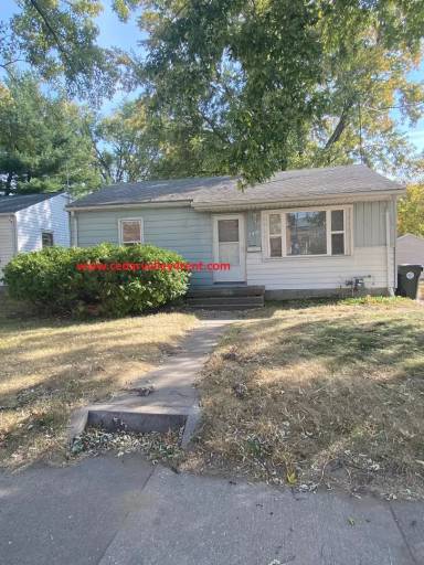 Main picture of 740 Hope Ave