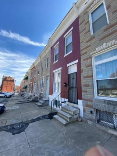 Main picture of 2541 W Lombard St