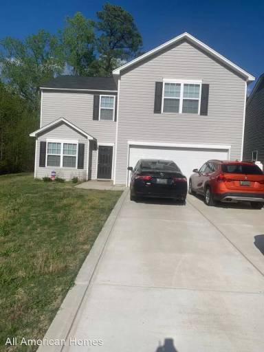 Main picture of 46 Hallow Oak St