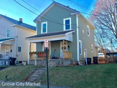 Main picture of 433 McConnell St