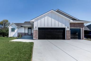 Main picture of 10406 W Graber Cir