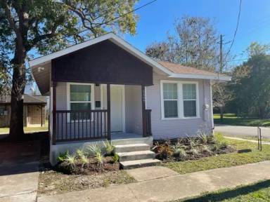 Main picture of 2409 Brailsfort St