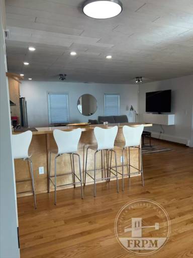 Main picture of 236 Atlantic Blvd
