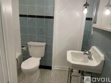 Main picture of 34 Pearl St
