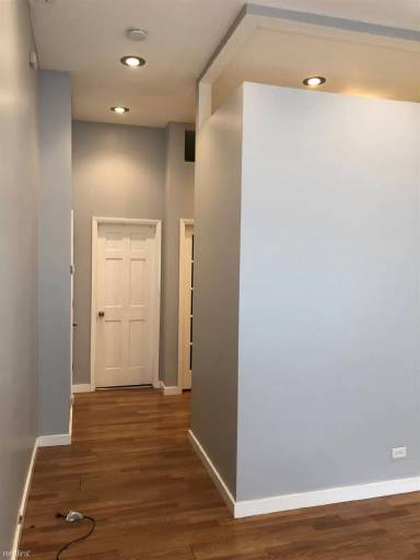 Main picture of 2826 W 21st Pl