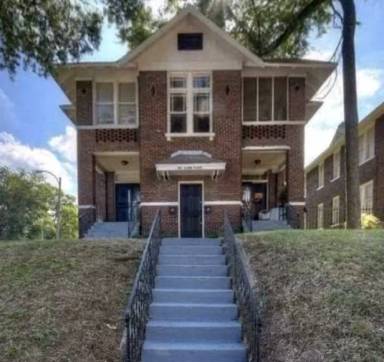 Main picture of 180 Clark Place - 4