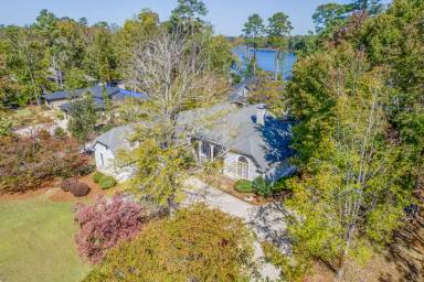 Main picture of 1168 Peninsula Dr