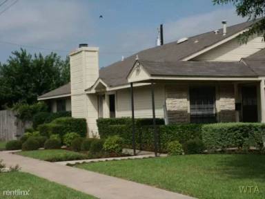 Main picture of 1338 Christopher Ave