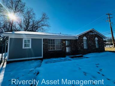 Main picture of 105 Glenarm Ave
