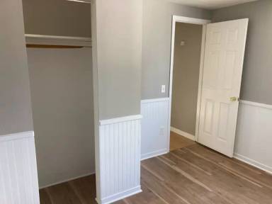 Main picture of 704 N Front St