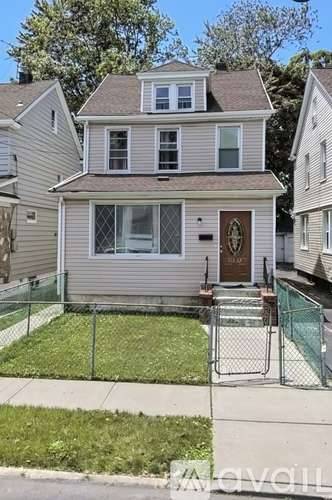 Main picture of 11332 209th St