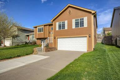 Main picture of 6121 S 190th Ter