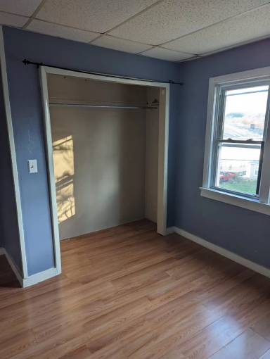 Main picture of 212 Hazzard St