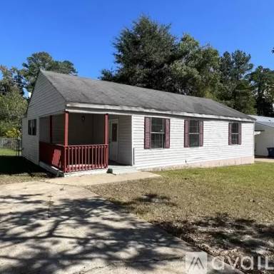 Main picture of 1005 Dennis Ave