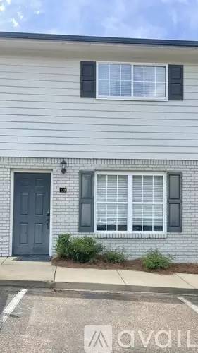 Main picture of 1803 Jackson Ave W