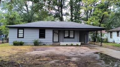 Main picture of 403 W 35th Ave